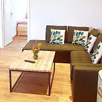 Apartmán Allgaeu Schoenberger - Nachhaltige Design Bis 6 Personen, Indoor- & Outdoorspielplatz, Lagerfeuer, Broetchenservice