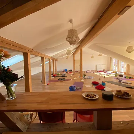 דירה Allgaeu Schoenberger - Nachhaltige Design Bis 6 Personen, Indoor- & Outdoorspielplatz, Lagerfeuer, Broetchenservice *
