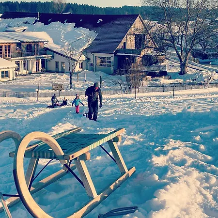 Allgaeu Schoenberger - Nachhaltige Design Bis 6 Personen, Indoor- & Outdoorspielplatz, Lagerfeuer, Broetchenservice * Argenbuhl