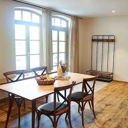 Allgaeu Schoenberger شقة